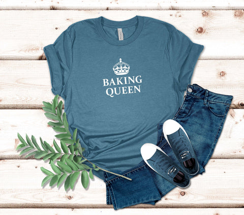 Image of Baking Queen T-Shirt for Lovers - Baking Gift Idea for Kitchen Enthusiasts