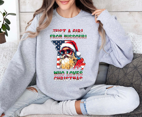 Image of Missouri Xmas Sweatshirt for Women - Santa Claus Jumper with USA Theme